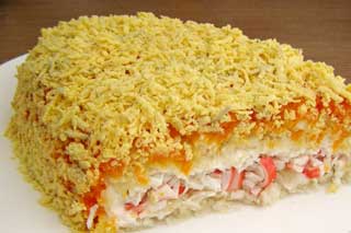 Нежный салат с крабовыми палочками