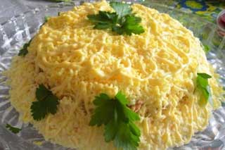 Салат "Неженка" с крабовыми палочками