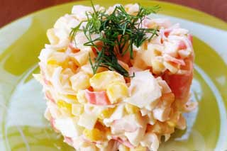 Салат с крабовыми палочками