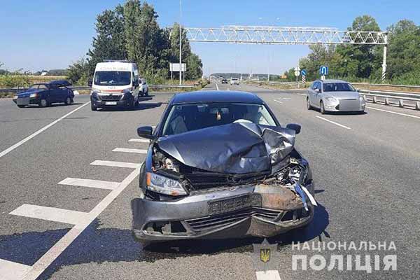 На Полтавщині зіткнулися два легковики — водіїв госпіталізували
