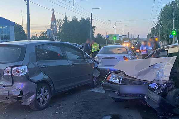ДТП на Полтавщині: зіткнулося чотири транспортних засоби