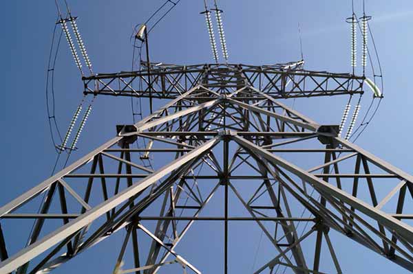 На Полтавщині впала напруга у електромережі