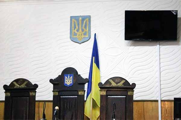 Мешканця Гребінківщини засудили 4-х років ув'язнення за крадіжку телефону