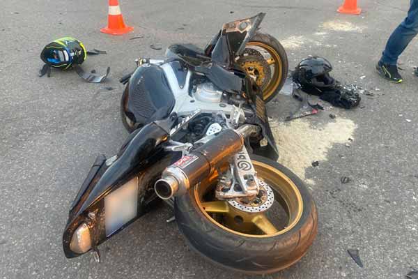 На Полтавщині сталася аварія за участю авто та мотоцикла