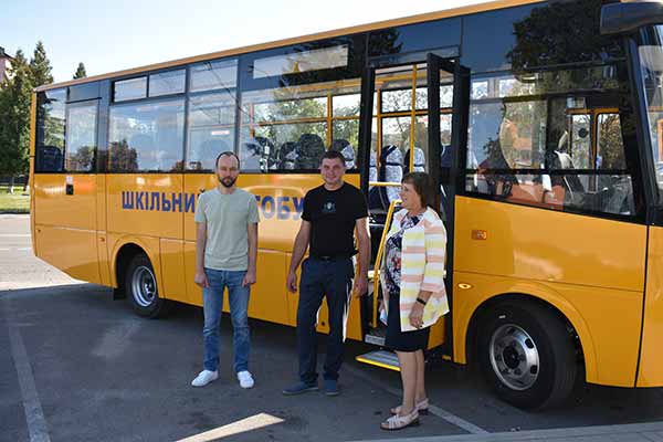 Шкільний автопарк Пирятинської громади поповнився ще одним автобусом 