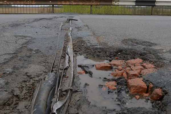 Поблизу Пирятина розпочали ремонт мосту через річку Удай 