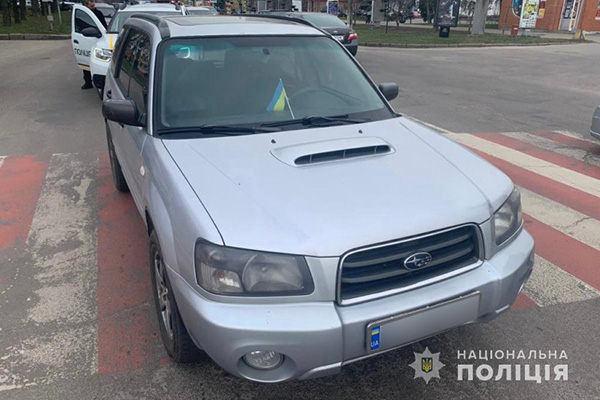 На Полтавщині поліція встановлює обставини ДТП, в якій травмовано пішоходів