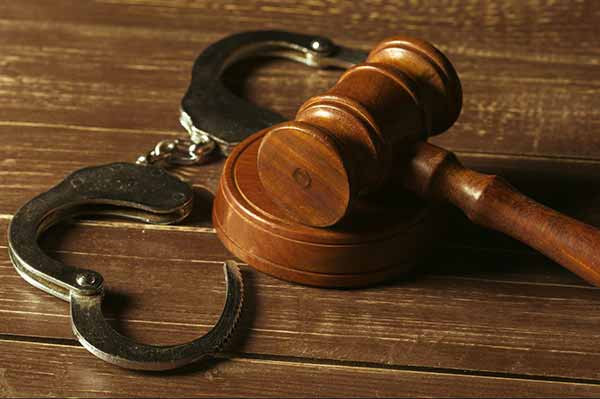 У Пирятині засудили чоловіка, який до смерті побив товариша по чарці