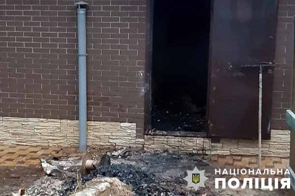 На Полтавщині вночі згоріла господарська будівля