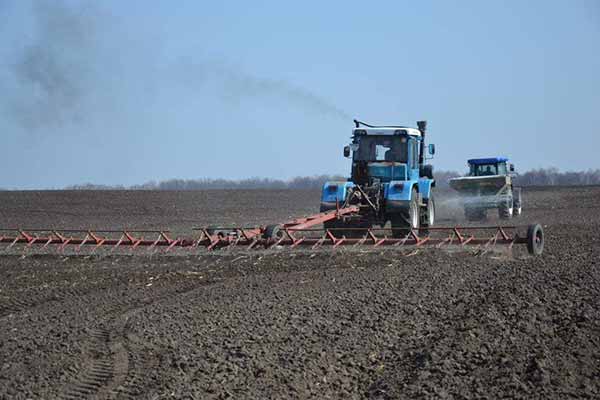 На Пирятинщині завершується посівна кампанія 