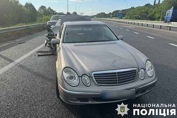 Внаслідок ДТП на Полтавщині двоє людей травмовано