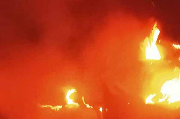 окупанти поцілили по житловому будинку 