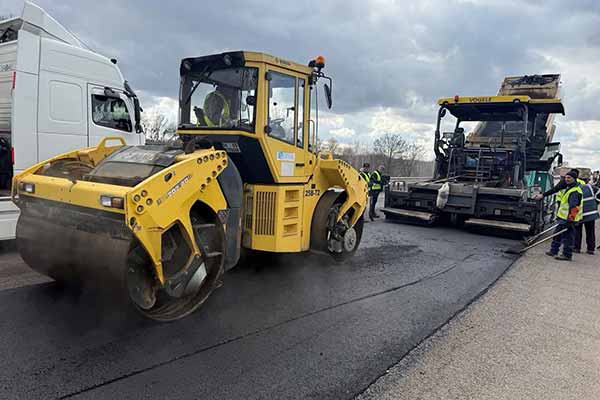  Із початку року відремонтовано 50 084,3 м² покриття