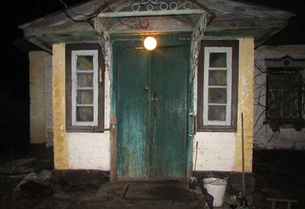 На Полтавщині жінка завдала своєму співмешканцю смертельне ножове поранення в область грудної клітки