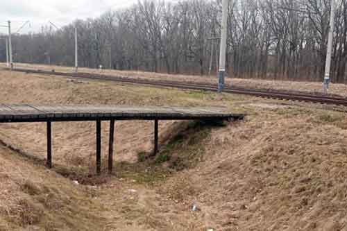 На Полтавщині біля залізниці знайшли тіло чоловіка