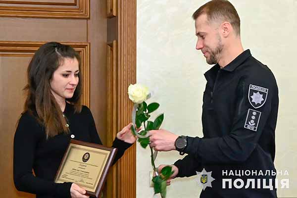 Дружина полтавського поліцейського дала відсіч раніше судимому грабіжнику