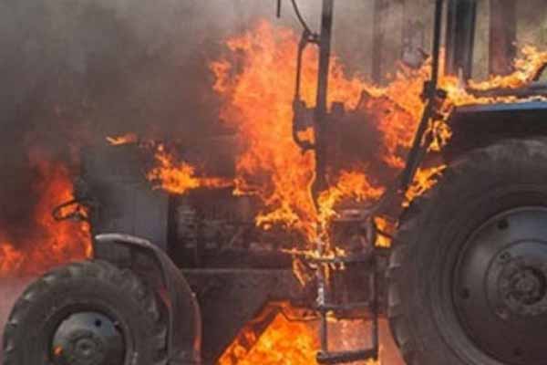 згорів трактор