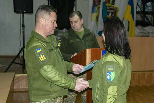 Військовослужбовців та державних службовців Полтавського обласного ТЦК та СП привітали з Днем ЗСУ