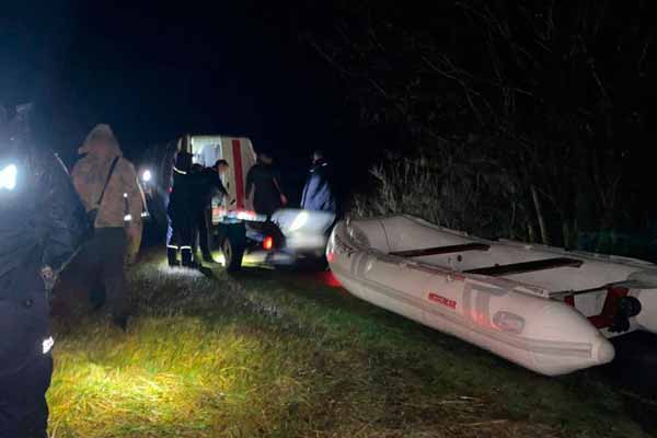 На Полтавщині в річку з підвісного містка впав юнак і загинув