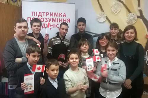 В Гребінці впроваджують волонтерські ініціативи допомоги вимушеним переселенцям зі Сходу