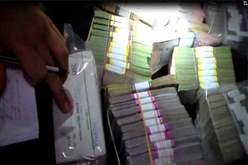 У Полтаві міліція викрила злочинну групу, яка із застосуванням сили заволоділа грошима у сумі понад півмільйон гривень