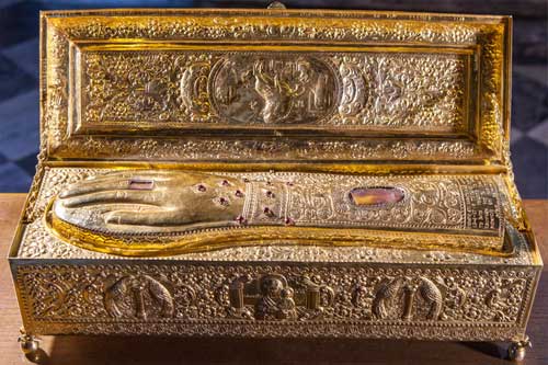 До Гребінки привезуть мощі великомученика Георгія Побідоносця