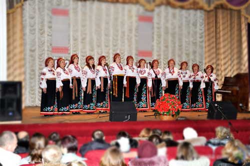 Гребінка, жіночий колектив "Солоспів"