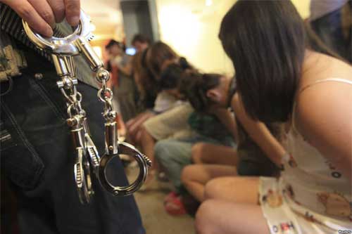 На Полтавщині затримана злочинна група, яка займалася торгівлею людьми закордон