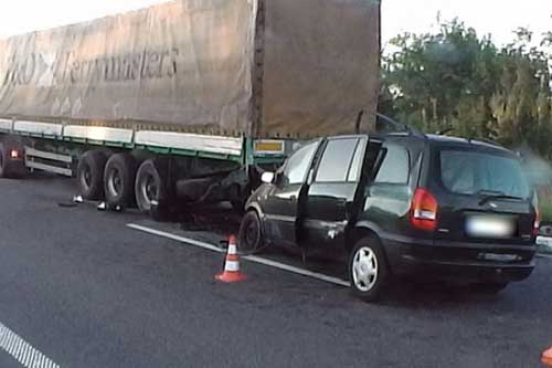 Багатодітна родина з Франції розбилася в ДТП на Полтавщині 
