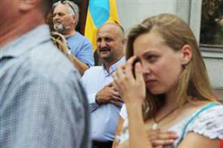 Радість зі сльозами на очах