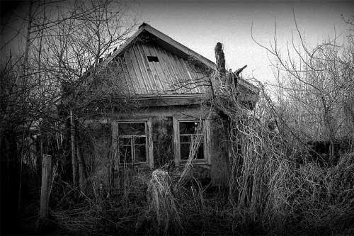 На Полтавщині у будинку, де не було пожежі, знайшли обвуглене тіло дідуся