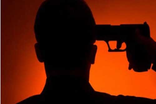 У Гребінці чоловік невдало зіграв у "російську рулетку"