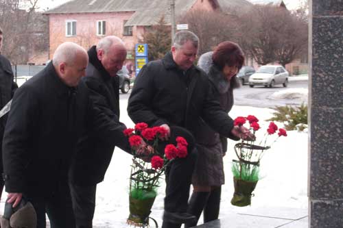 У Гребінці вшанували 73-ю річницю пидвигу Г.С. Кагамлика