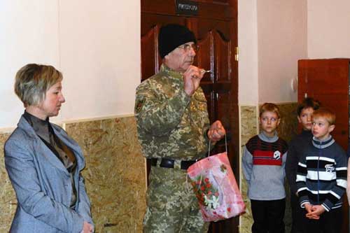 В навчальних закладах Гребінківщини вшанували Героїв Небесної сотні