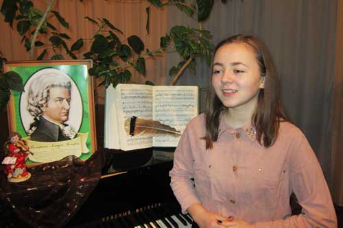 У Гребінківській музичній школі відбулася лекція-концерт «Геній і чарівник - Вольфганг Моцарт»
