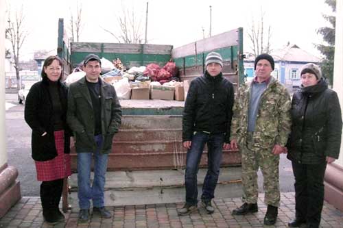 Гребінчани відправили землякам-віськовикам у зону АТО 2-тонну посилку 