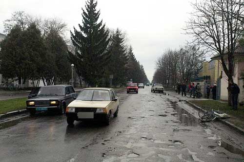 Унаслідок ДТП на Полтавщині загинув велосипедист