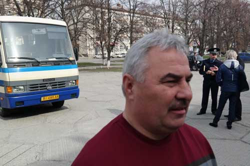 Полтавський перевізник наважився йти на маршрут де «немає дороги»