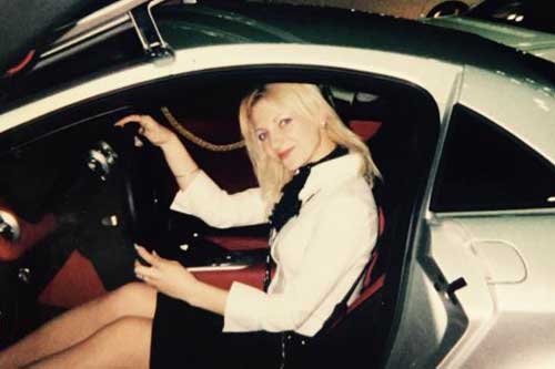 Полтавка стала моделлю для «Mercedes-Benz» і переїхала до японії