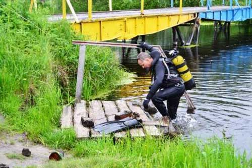 На Полтавщині дно Удаю в місцях купання обстежили водолази