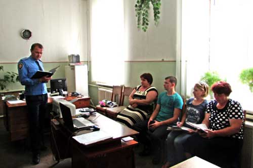 Гребінківський дільничий інспектор звітував перед населенням