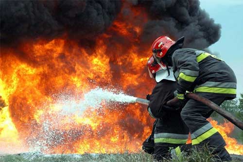 У Гребінці через дитячі ігри з вогнем мало не згорів сарай 