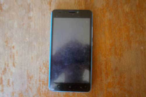 У нічному клубі Пирятина у дівчини вкрали телефон 