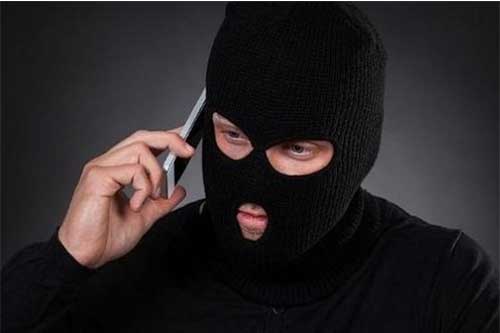 За добу жителі Лубенщини перерахували шахраям понад 18000 гривень