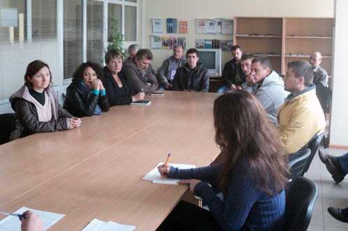 На Гребінківщині поліцейські зустрічалися з громадянами з приводу працевлаштування на посади слідчих та дільничних