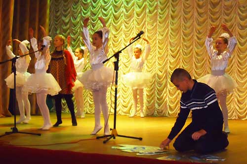 У Гребінці казкові персонажі розповіли про права дітей до 27-ї річниці Конвенції ООН