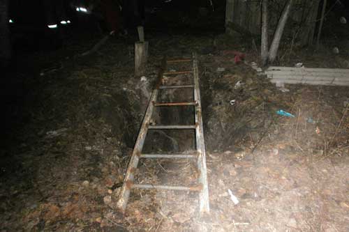 На Гребінківщині чоловік впав у 7-ми метровий безводний колодязь