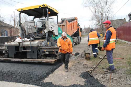 У Пирятині почали ремонтувати дороги