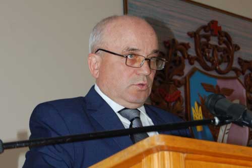 голова Гребінківської районної державної адміністрації Віталія Роспопова 