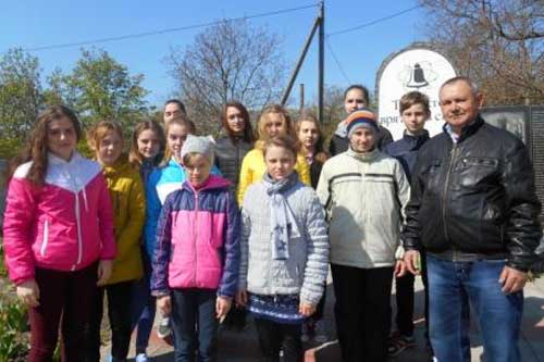 Гребінківська молодь вшанувала 31-у річницю Чорнобильської трагедії
